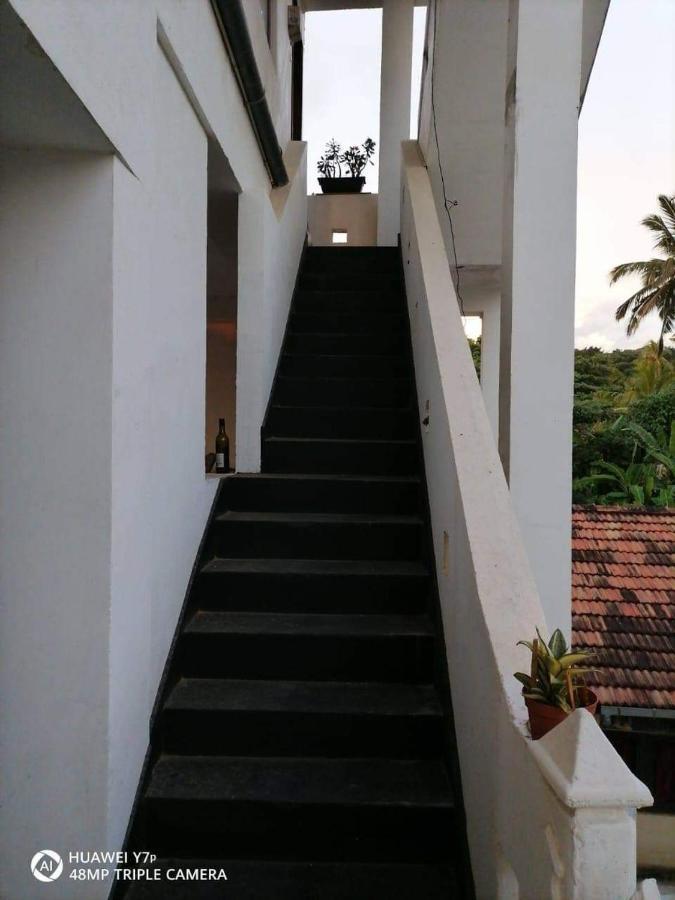 The Ocean Villa At Surf Spot Matara Bagian luar foto