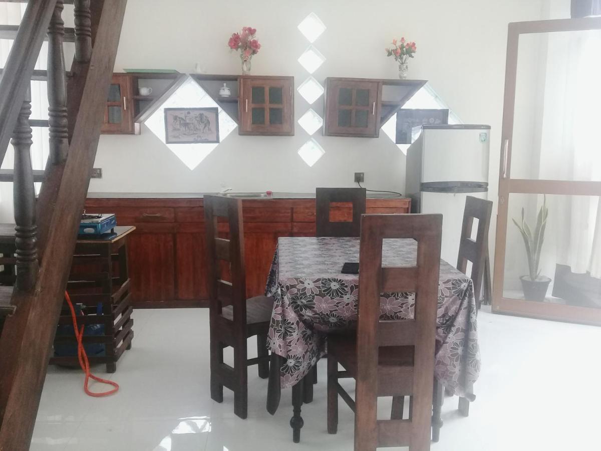 The Ocean Villa At Surf Spot Matara Bagian luar foto